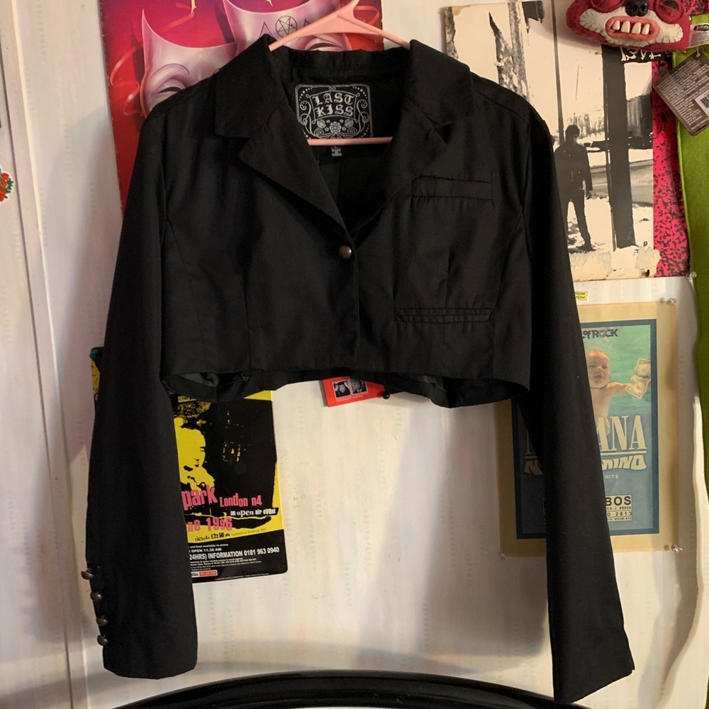 Last Kiss Gothic Vampire Cropped Blazer